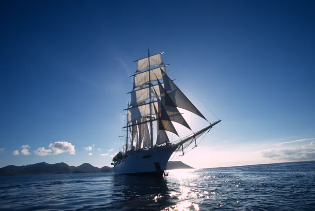 Antigua 98 - Star Clipper Yelkenli