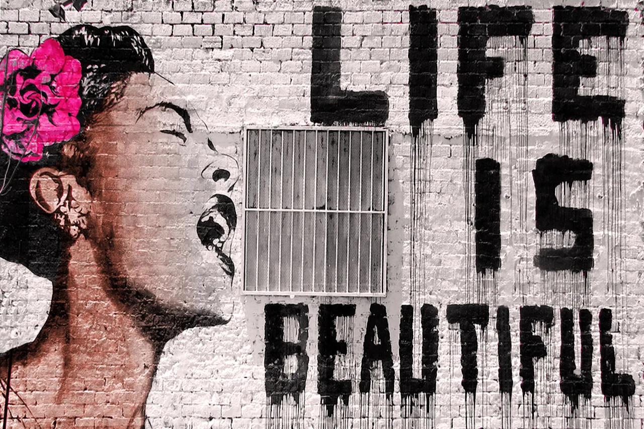 Life Is Beautiful kanvas tablo