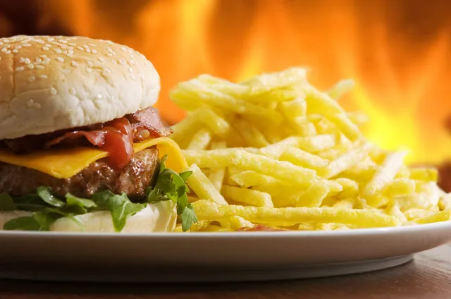 Hamburger ve Patates
