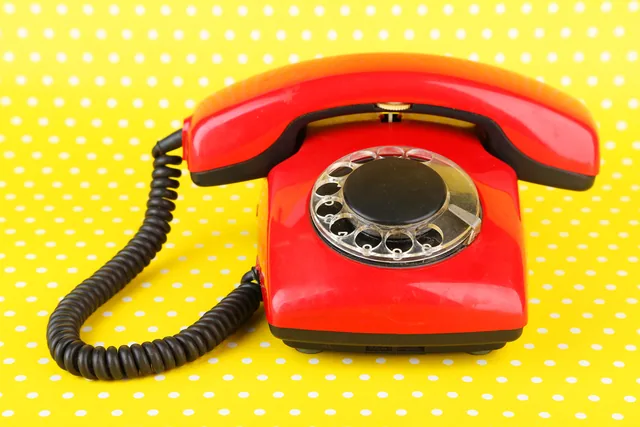 Kırmızı Telefon