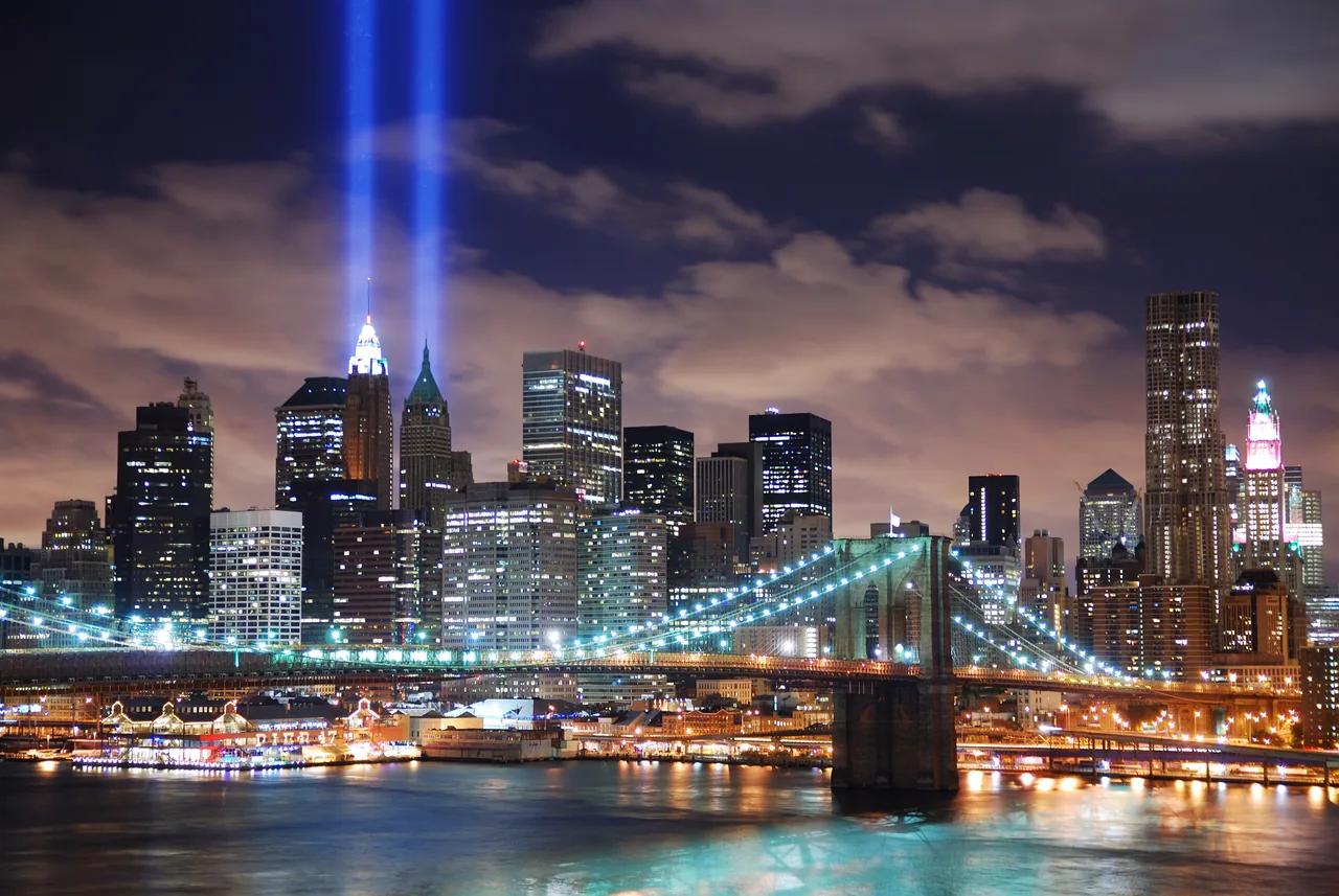 Brooklyn Köprüsü Gece Manzarası kanvas tablo
