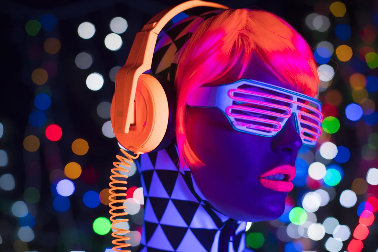 Neon DJ kanvas tablo